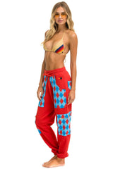 DIAMOND SMILEY 2 EMBROIDERY CARGO COLOR BLOCK SWEATPANTS - RED //SKY