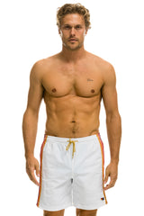 MEN'S 5 STRIPE FLEX SHORTS 7 INCH - WHITE