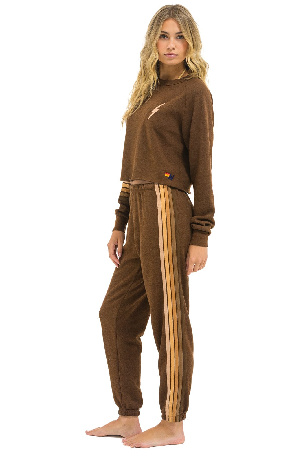 BOLT RUGBY STITCH CROPPED CREW SWEATSHIRT - CHOCOLATE // ESPRESSO