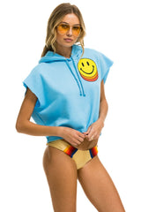 SMILEY SUNSET SLEEVELESS RELAXED CROPPED PULLOVER HOODIE - SKY